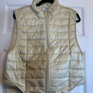 JoyLab Cream Quilted‎ Puffer Vest